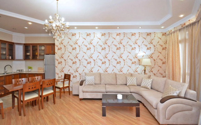 3-komn. v tsentre goroda na Severnom prospekte Flat HH550