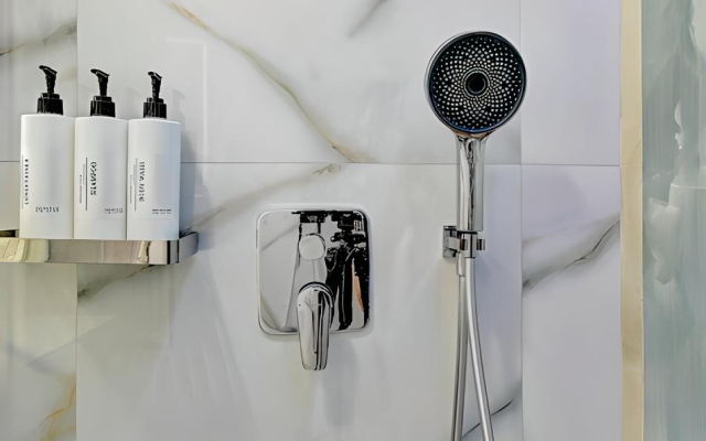 Apartments №76  s podogrevaemym basseynom  Deputatskaya 10 G