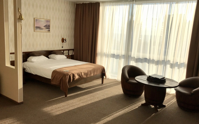 Sochi-Breeze Hotel