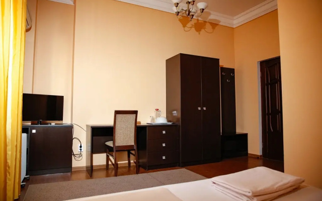 Отель Калипсо