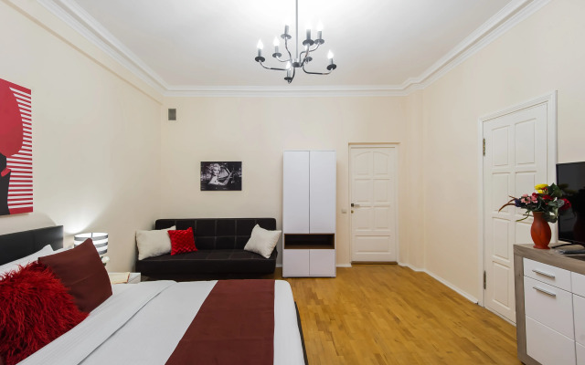 Квартира GM Apartments Пятикомнатная у Кремля и Красной Площади