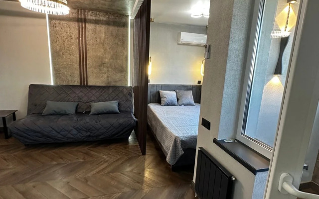 Na Konstitutsii 5/1 Flat