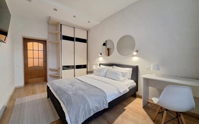 Tsentr Vokzal 2komn Apartments
