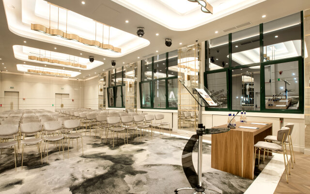 Arka Hotel