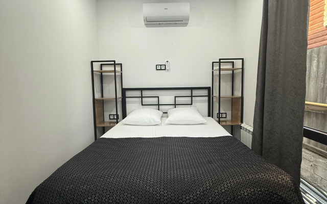 BoxHouse Guest house