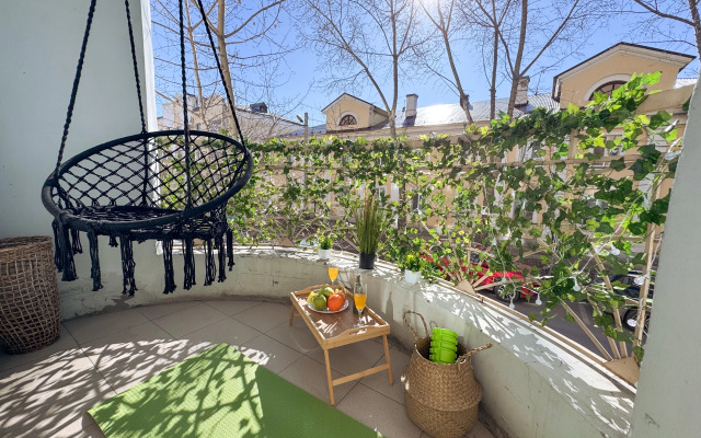 V Tsentre Goroda Flat