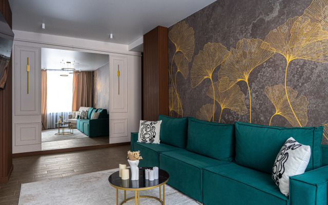 Ryadom S Chkalovskoy Lestnitsey Apartments