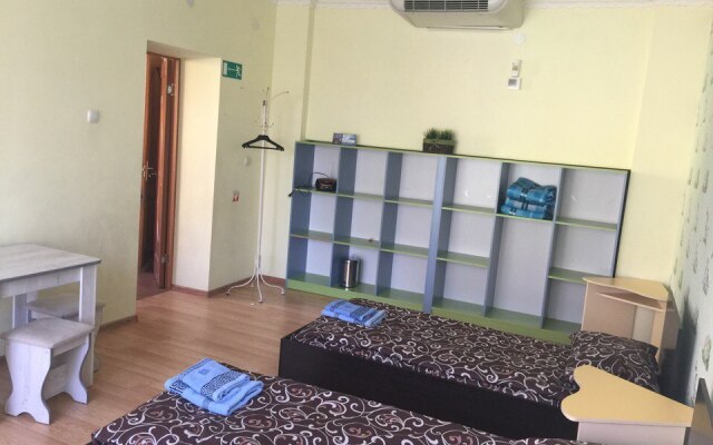 Tsentralnyij Guest House