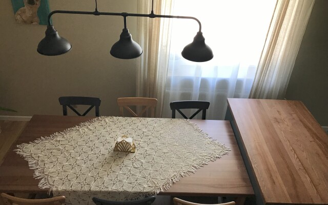 Апартаменты с 3 спальнями в частном доме