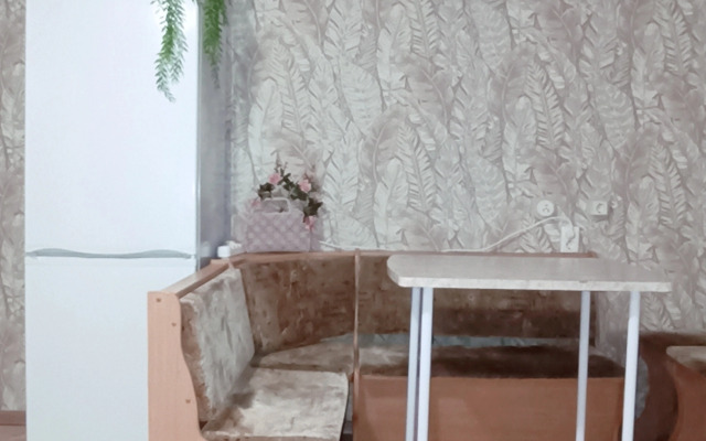 Na Ulitse Arkhitektora Aleksandrova 4 Flat