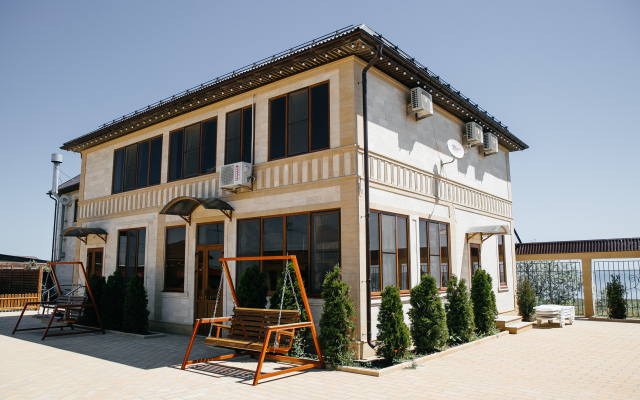 Golden Beach Hotel