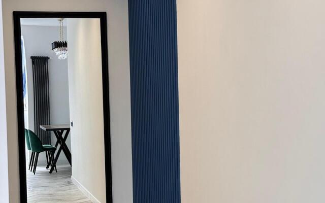 Skandinaviya Odnokomnatnaya Lyuksovaya S Vidom Na Gory Flat