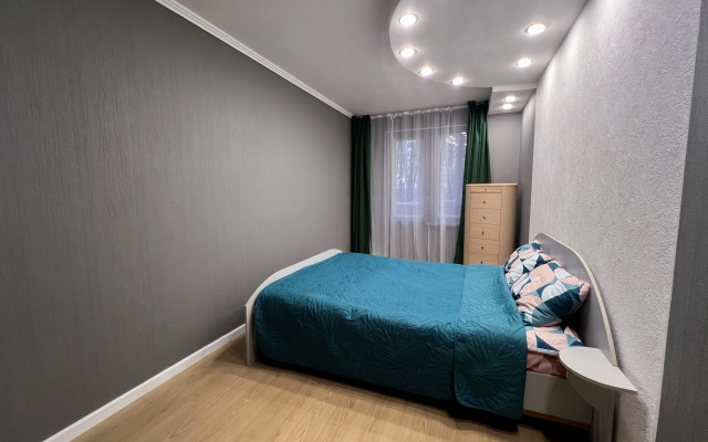 Квартира 3-комнатная на Беринга 10