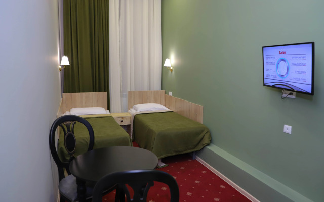 Araks Hotel Complex