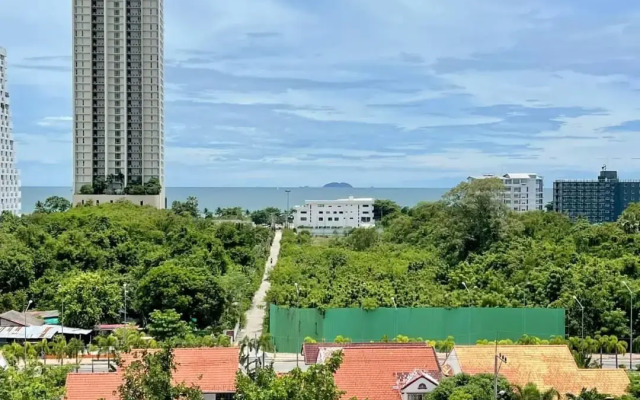 Seven Seas 2 Bedroom - Spacious Two Bedroom Apartment in Jomtien Area Apartments