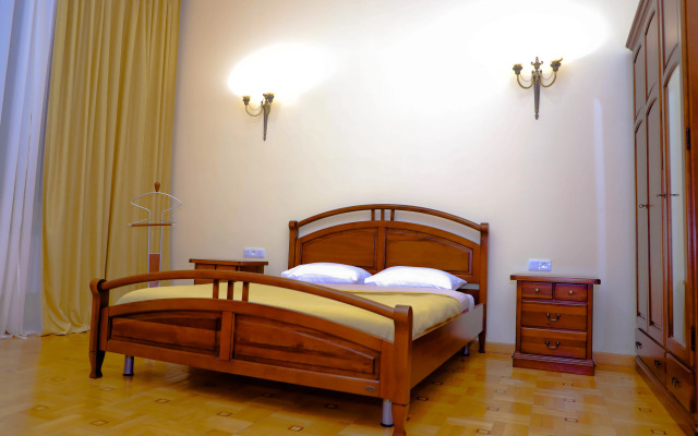 Araks Hotel Complex
