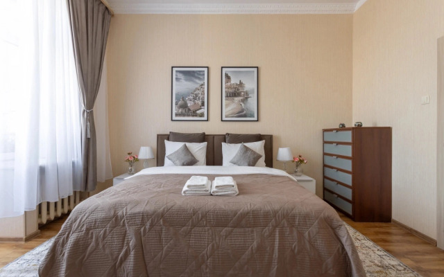 Apartamenty Lyuks s Vidom na Arbat