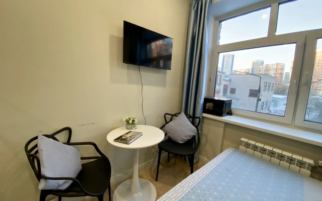 Uyutnaya studiya vozle m. Begovaya Flat