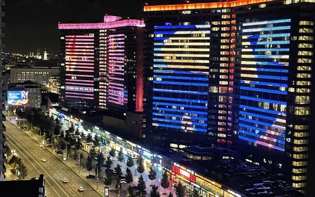 Na 19 Etazhe V Arbatskoy Vysotke  Apartments