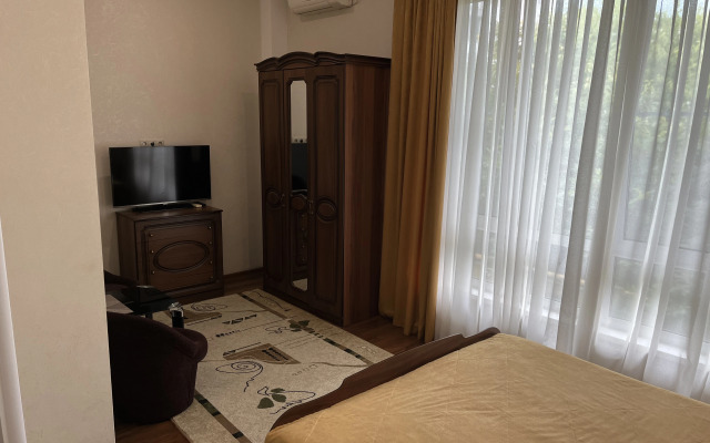 Klyuchevoy 9 Guest House