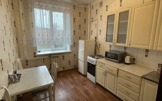 Na Vesenney 15 Flat