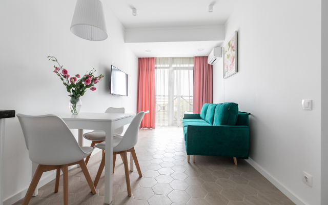 Apartment on the Heights