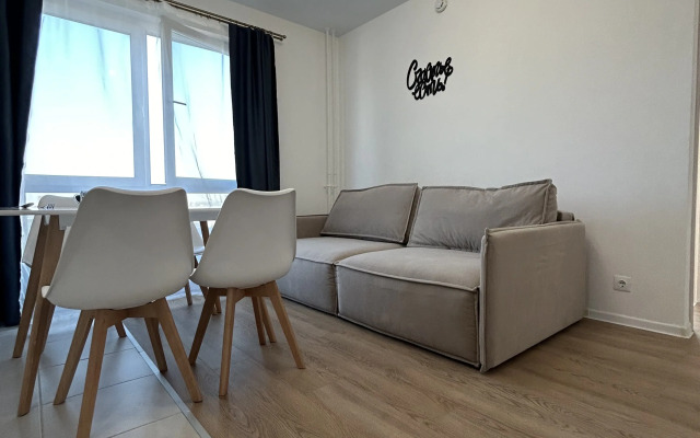 Квартира у метро 21 этаж