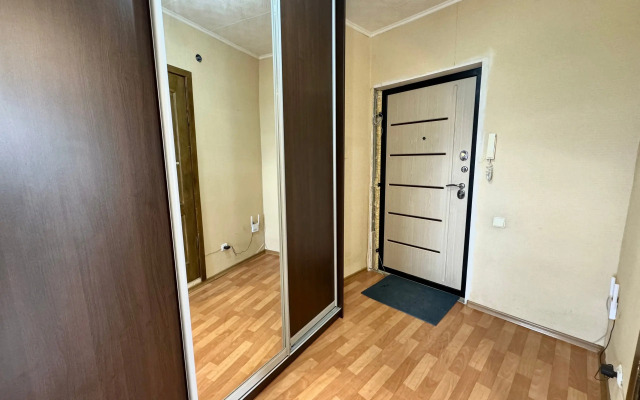 Polulyuks Na 8 Etazhe Flat