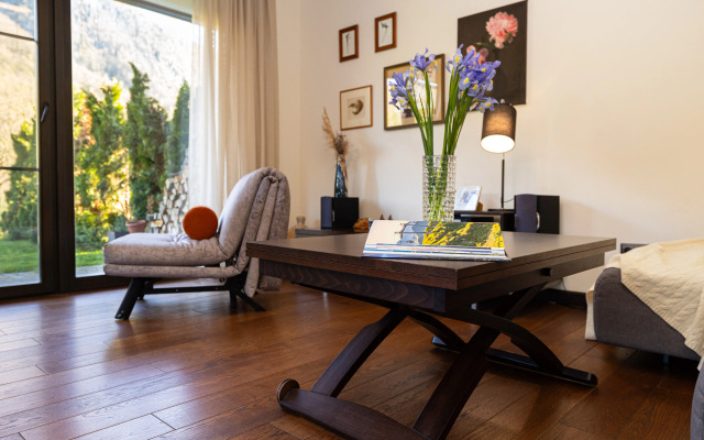 V Stile SHale Flat