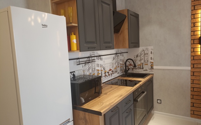 Dizaynerskaya Kvartira S Vidom Na Chernoye More Flat