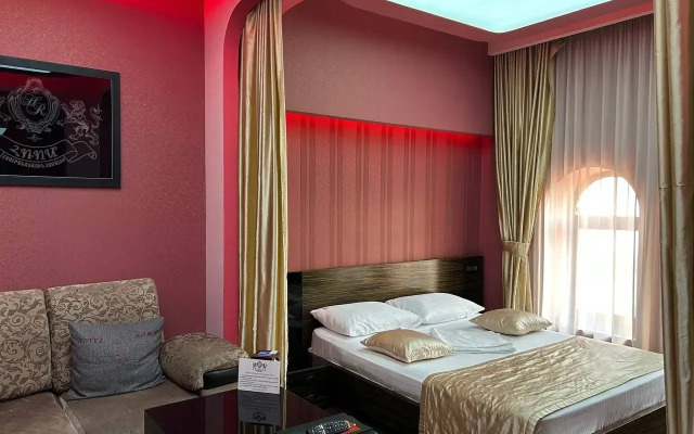 Отель Roma Yerevan & Tours