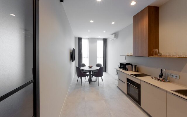 4kayf Atlantis 388 s vidom na more Apartments