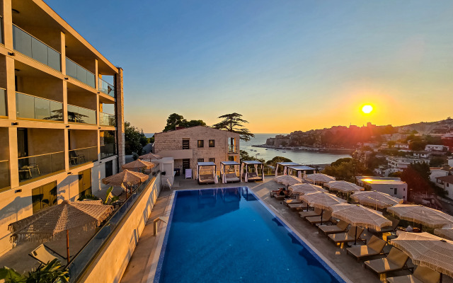 The New Hotel Mediteran Villa Edition Hotel