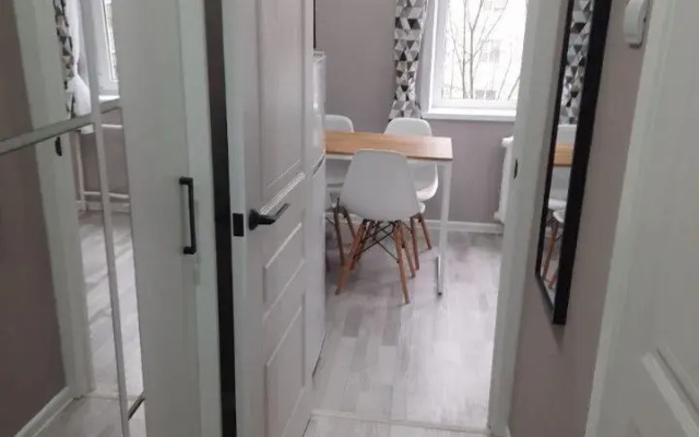 Na Ulitse Nikolaeva 42 Flat