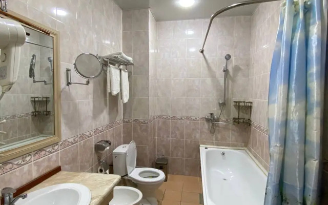Hamkor Hotel