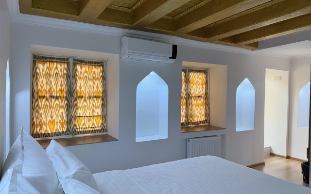 Usman Heritage Mini-hotel