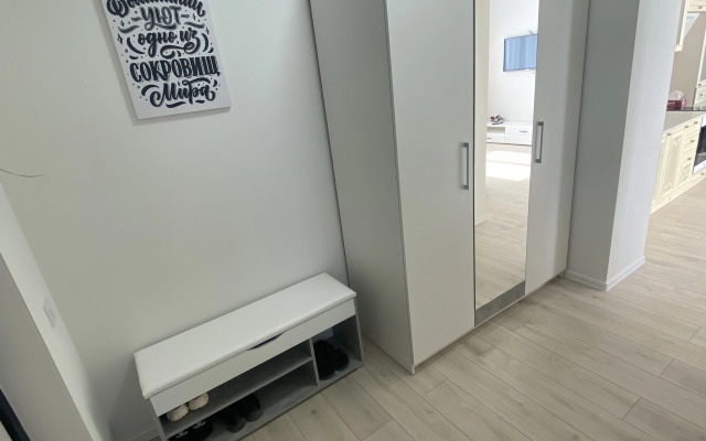 Uyutnaya V Spokoynom Rayone Flat