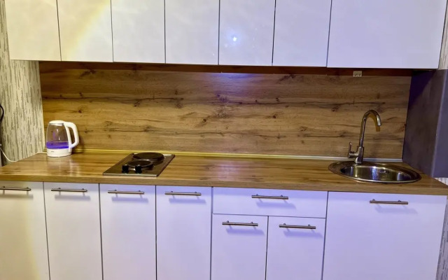 AppartDeLuxe na Ulitse Shakhterov 8 Flat