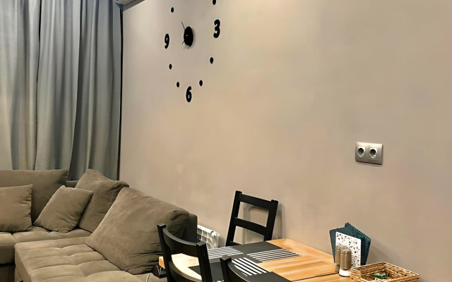 Na Chekhova 8/2 Apartments