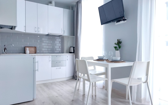 Dvukhkomnatnaya Molodogvardeyskaya 2/95 Flat