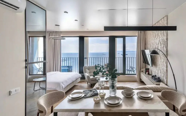 Apartamenty More Suite s Potrasausim Vidom na Zaliv v 5 Minutah ot Centra Goroda