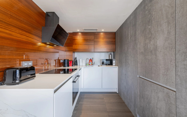 Апартаменты Нежная видовая студия Smart Host