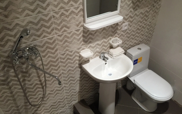 Отель Pine Beach