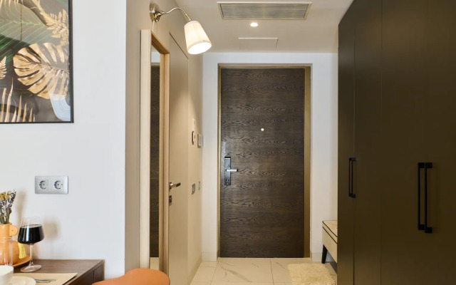 Апартаменты Бумажный пр. 4 кв. 69