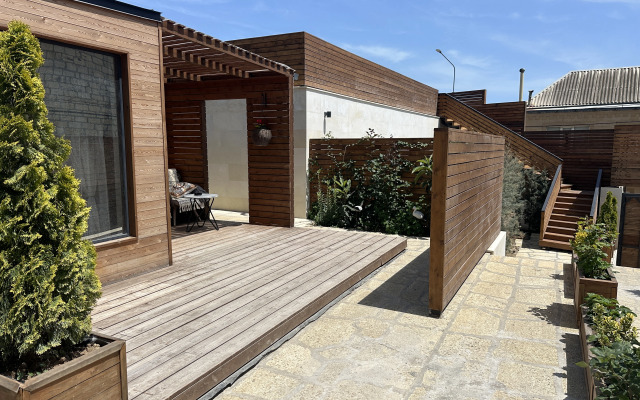 Частный дом с видом на крепость