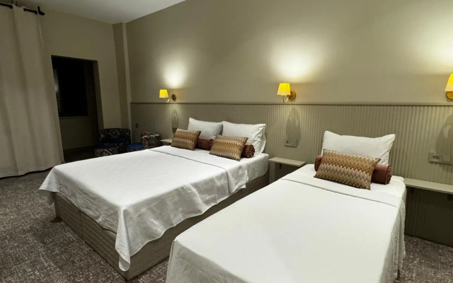 Astro Suites Hotel