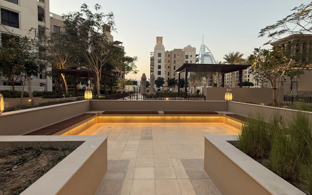 1Br near Burj Al Arab - Rahaal 2 Apartments