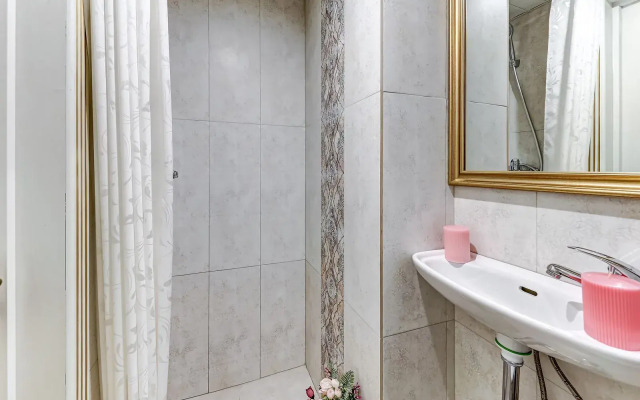 Апартаменты на набережной Обводного канала 6