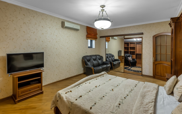 Shur Duplex Villa In Old City, Villa