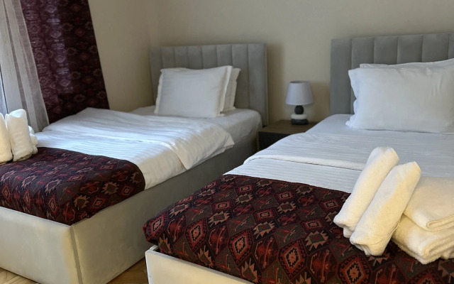 Guest house DEGHCENI